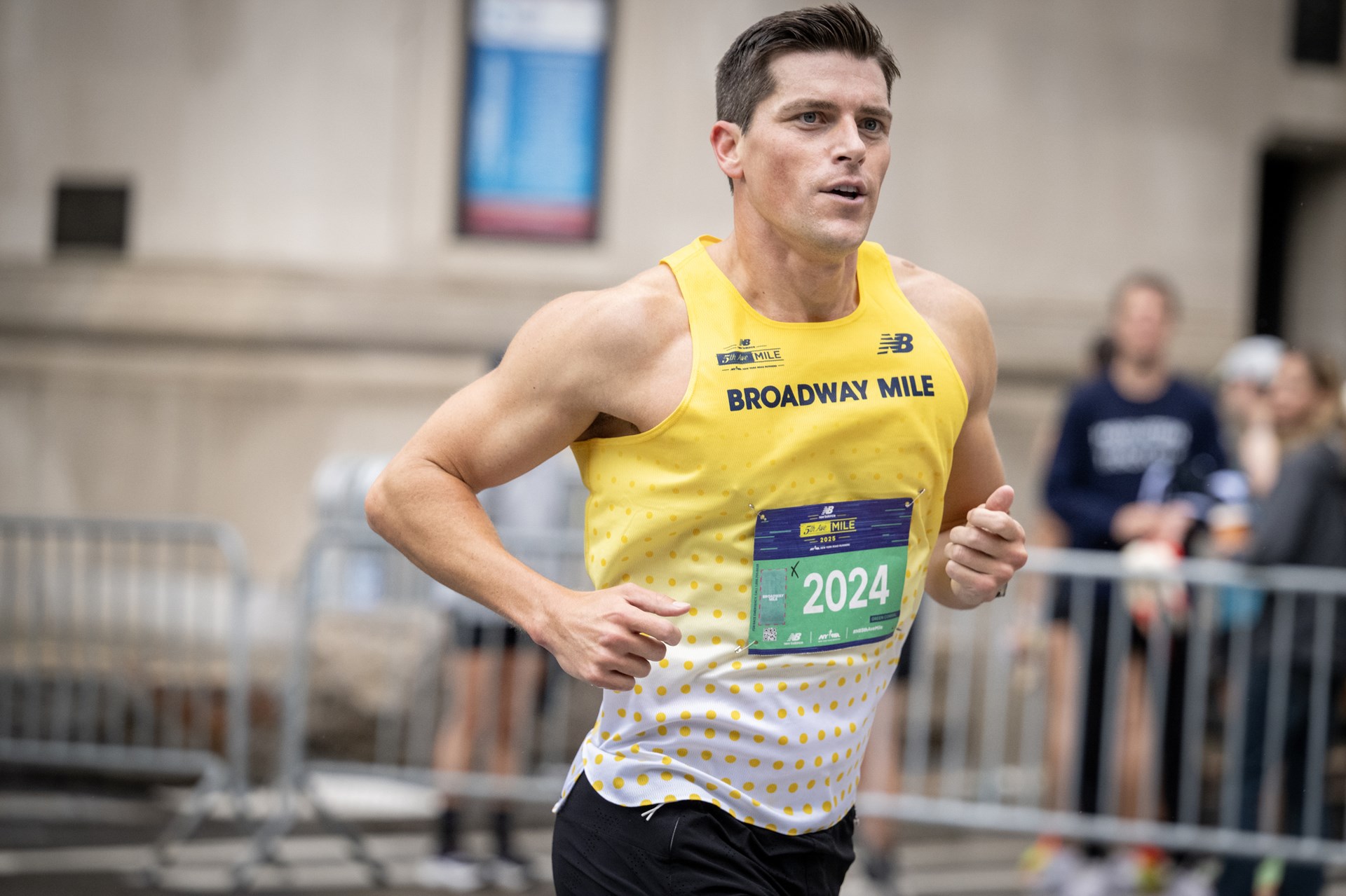 Runners at the 2025 5th Ave Mile