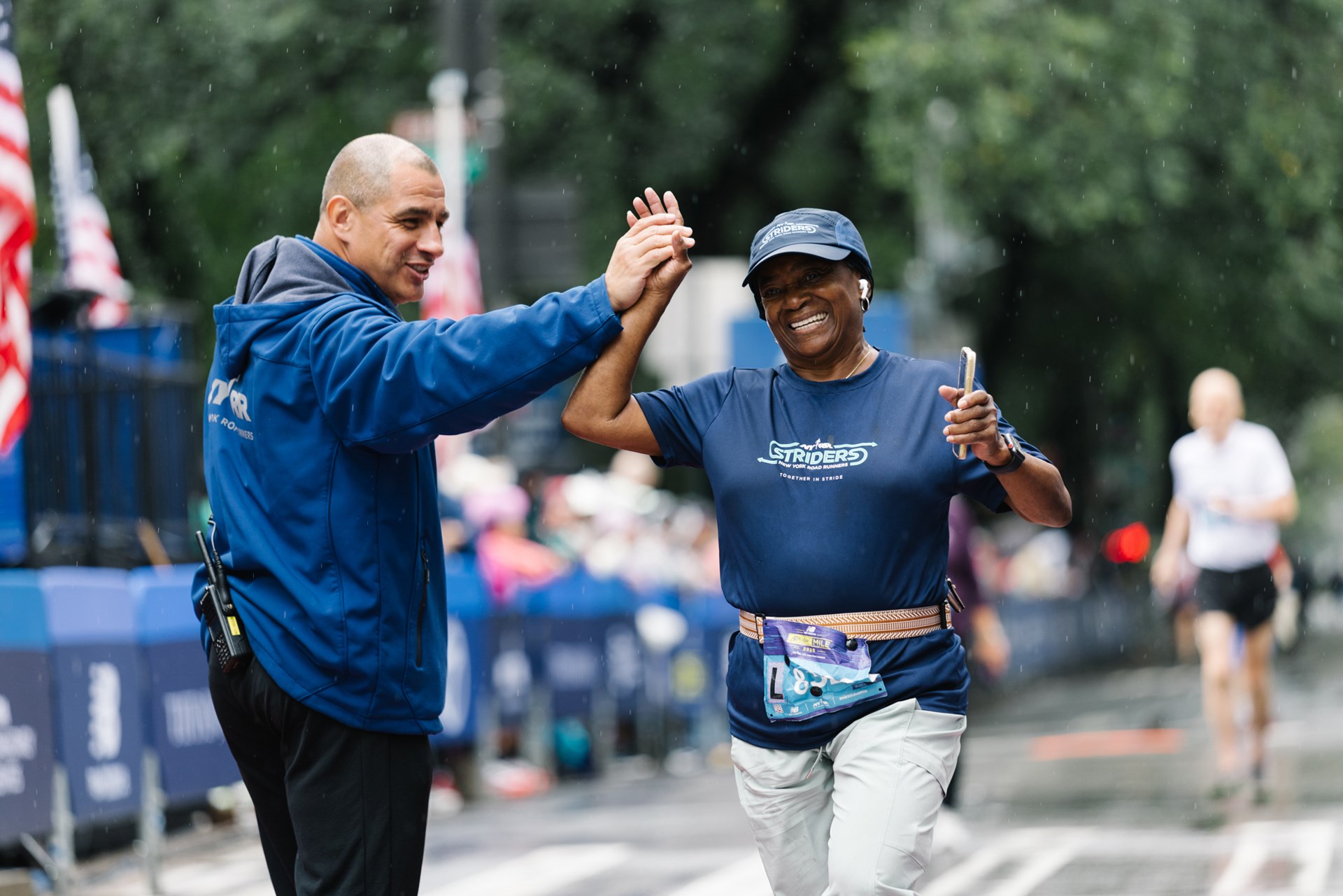Runners at the 2025 5th Ave Mile