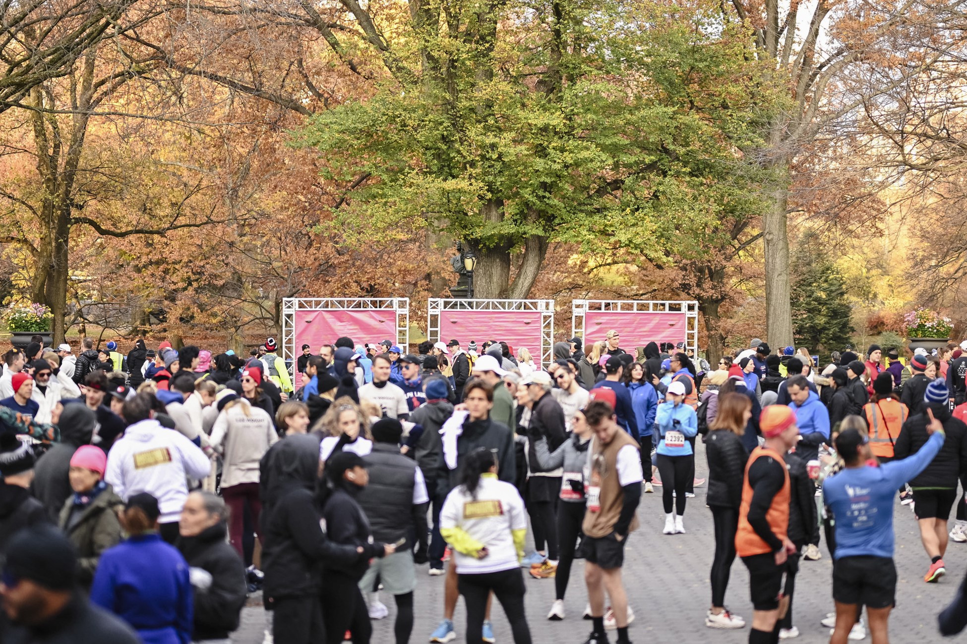 Runners at the 2025 Race to Deliver 4M to Benefit God's Love We Deliver