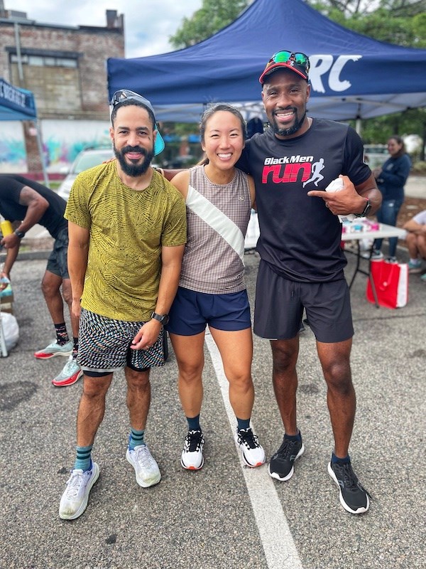 Carolyn with Black Men Run and Pioneer Run Club members. 