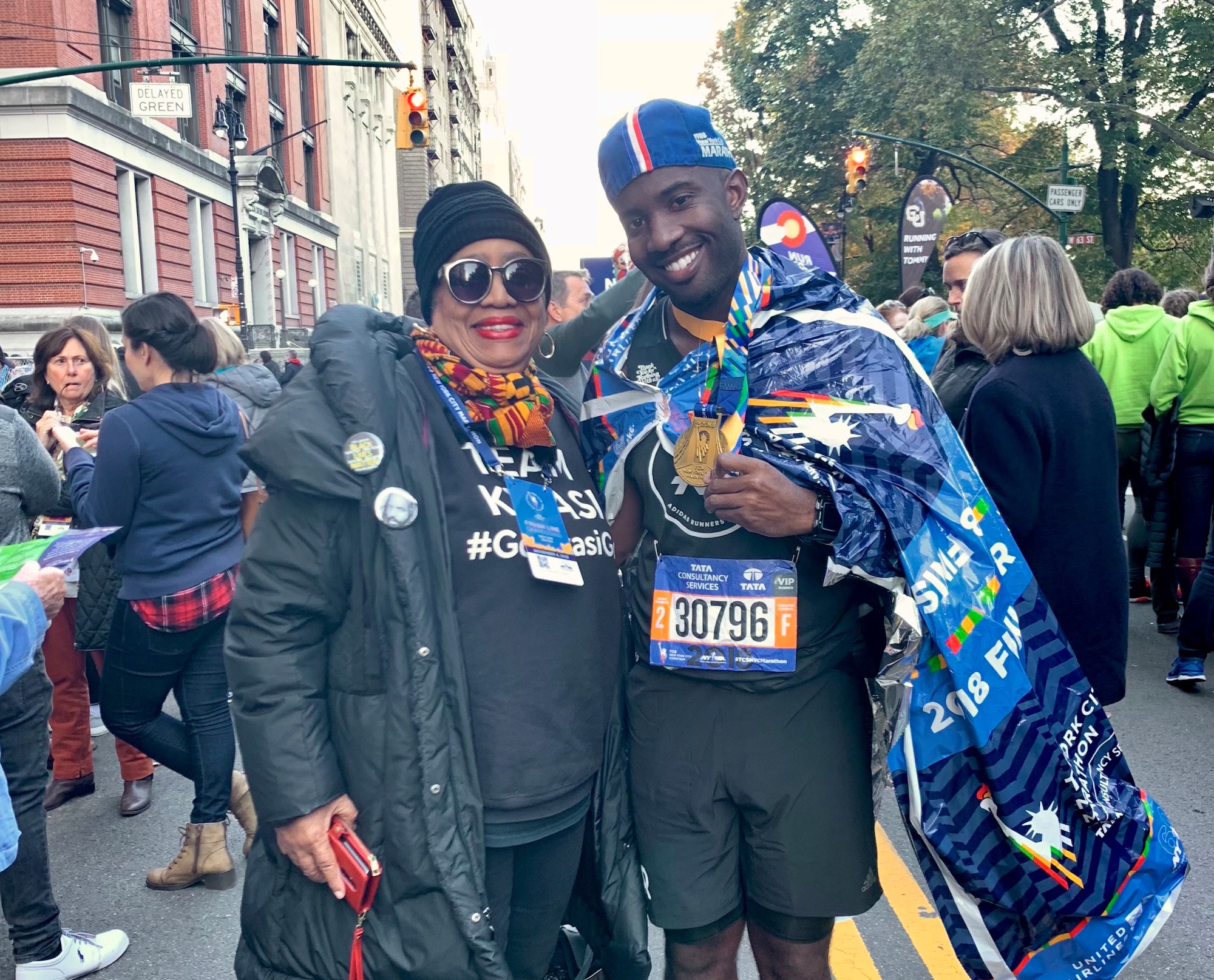 Kwasi Kessie with his mom as the TCS New York City Marathon